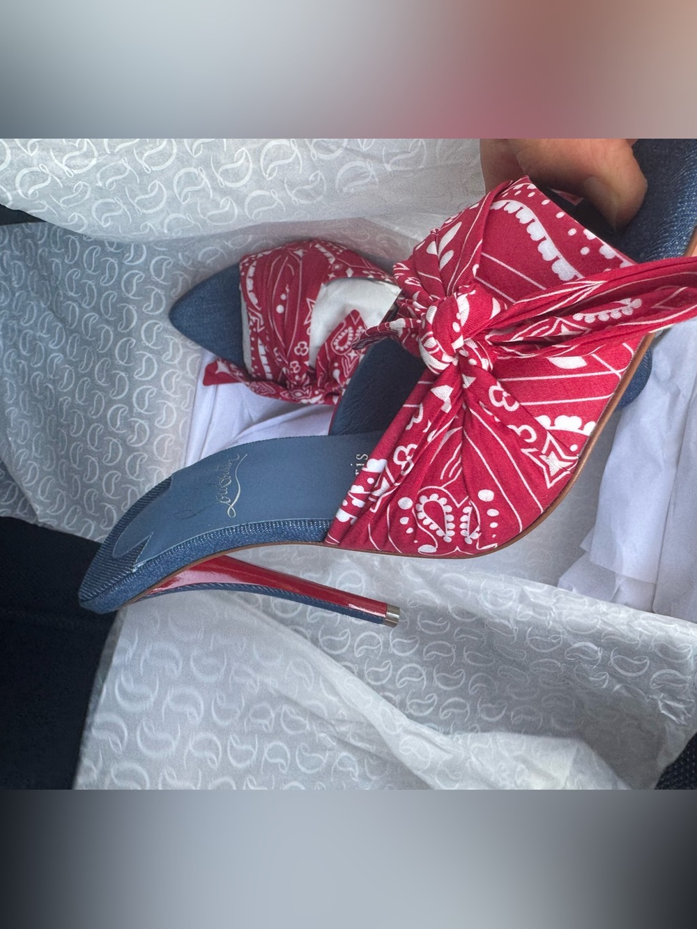 Christian Louboutin Red Bandana Knot Denim-Trim Slide - Picture 7 of 7